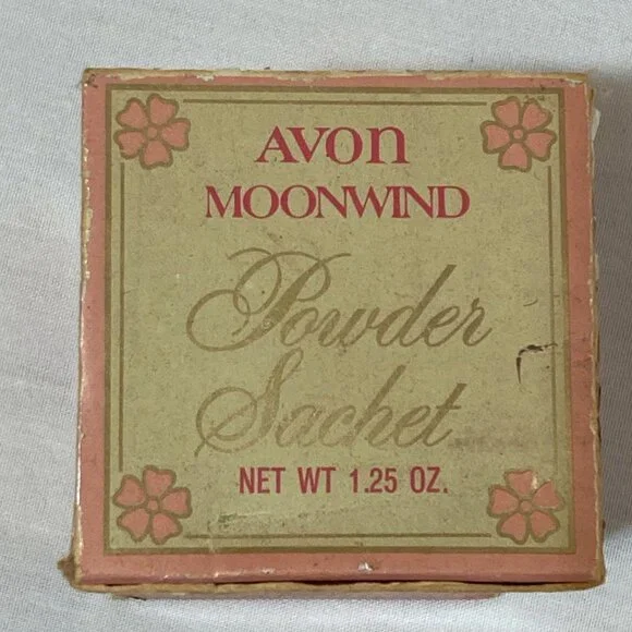 VTG Avon Milk Glass Powder in Original Box - Full - MOONWIND - Picture 10 of 12